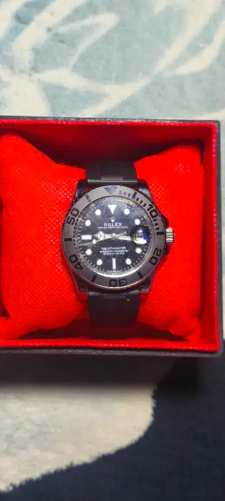 YachtMaster 40mm automatic black body silver