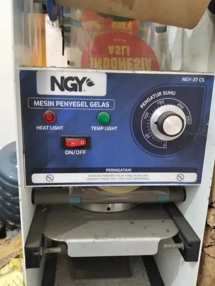 Mesin Cup Sealer NGY-37 CS / Mesin Penyegel Gelas Plastik Bekas Normal