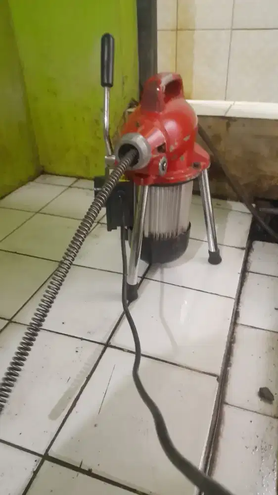 SALURAN TERSUMBAT MAMPET LEDENG