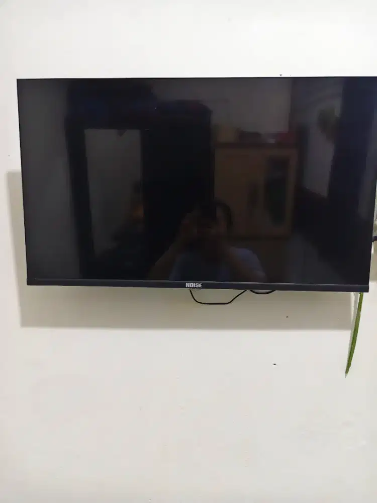 TV Noise 32 inch