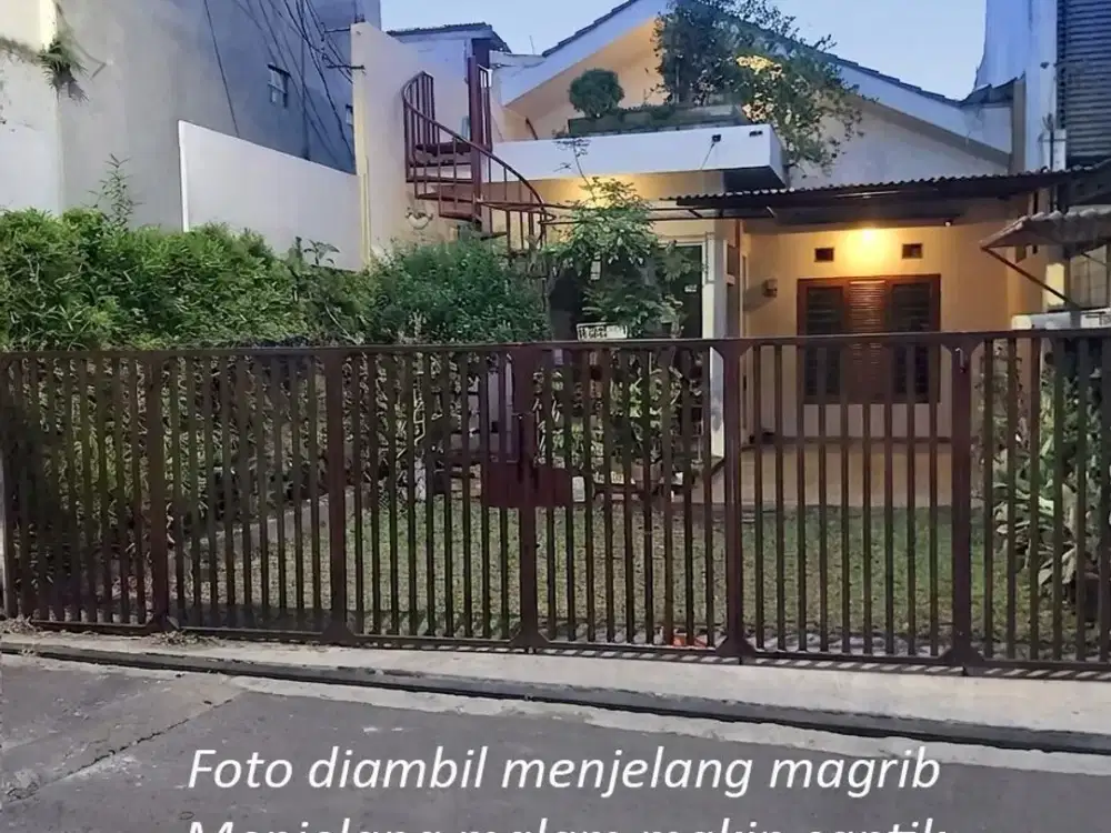 Rumah 3KT 2KMD SHM LB 180 LT 222m2 Strategis & Nyaman Juga Cocok Untuk Lansia