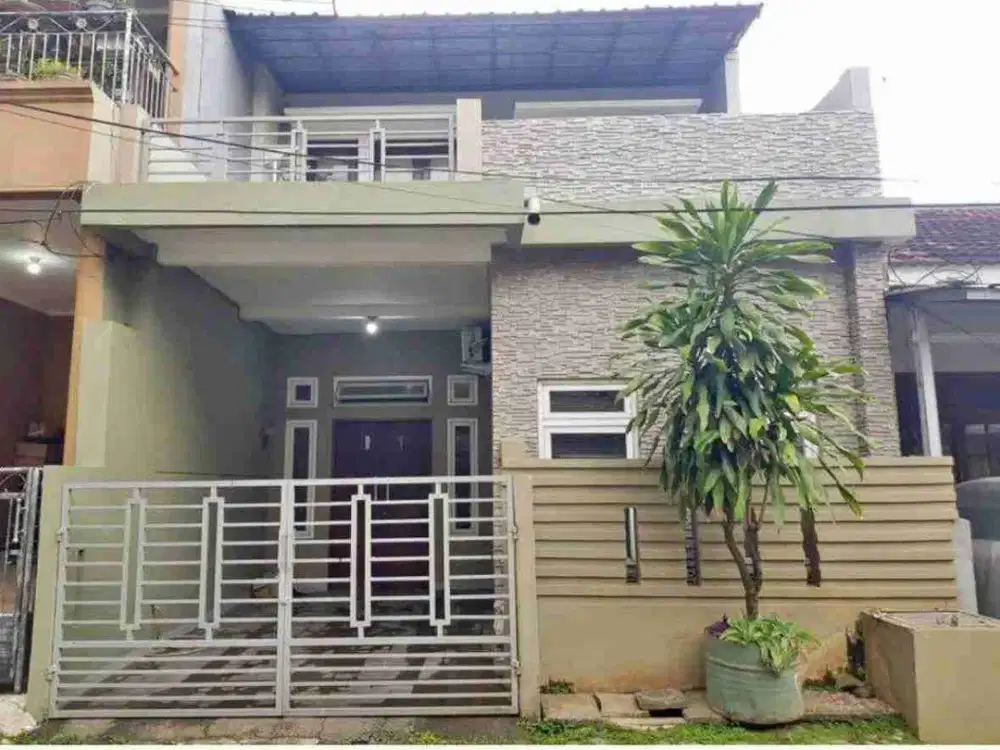 Rumah 2 lantai, Strategis di Jatibening Estate, Bekasi
