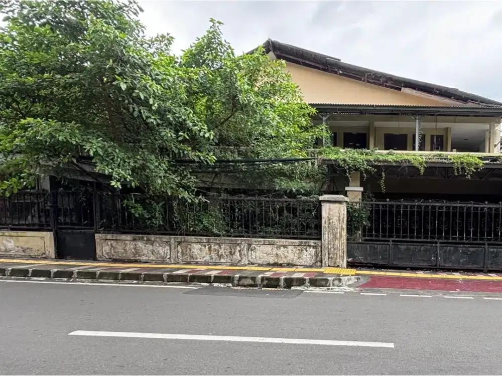 Rumah di Kesehatan Petojo Selatan Gambir, Selangkah Ke CBD Thamrin