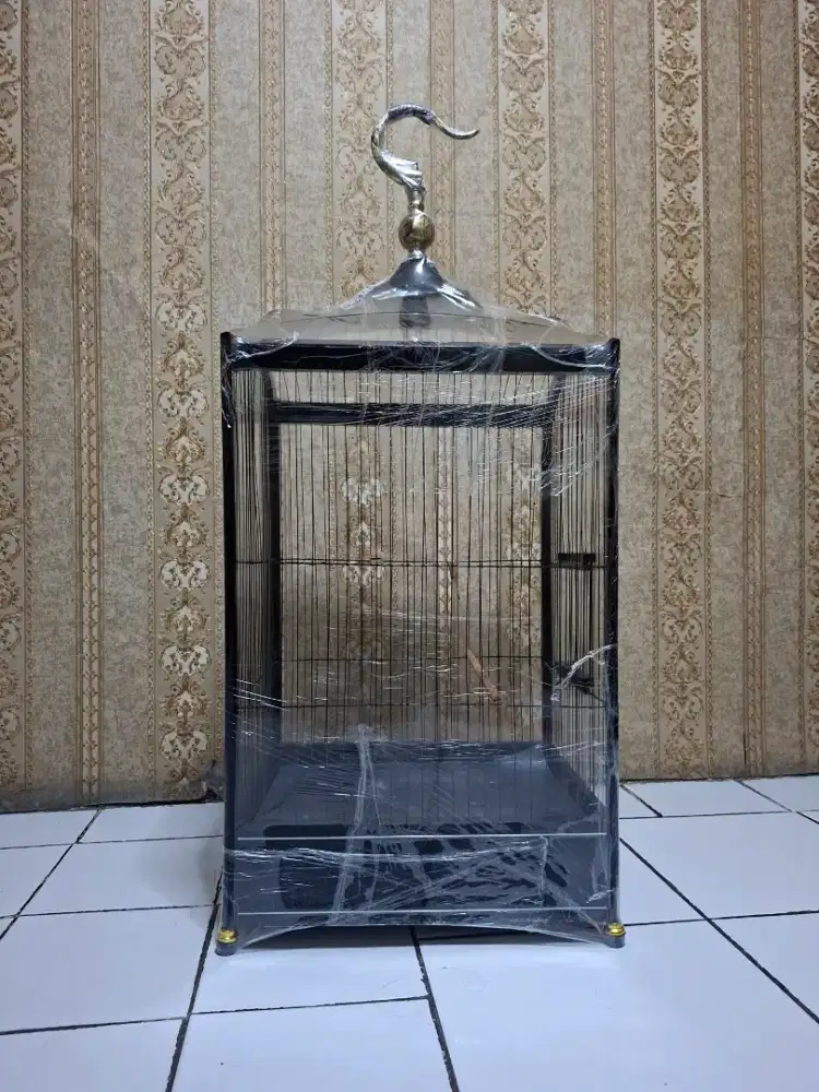 Kandang burung fiber