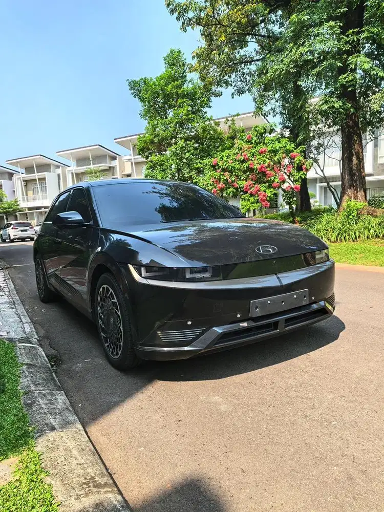 Hyundai Ioniq 5 SLR Long Range Hitam 2024