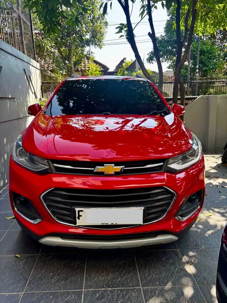 Chevrolet Trax Premier Merah 2018