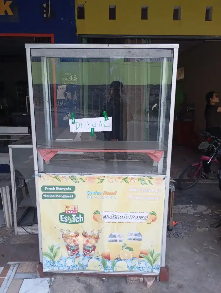 etalase buat usaha dagang
