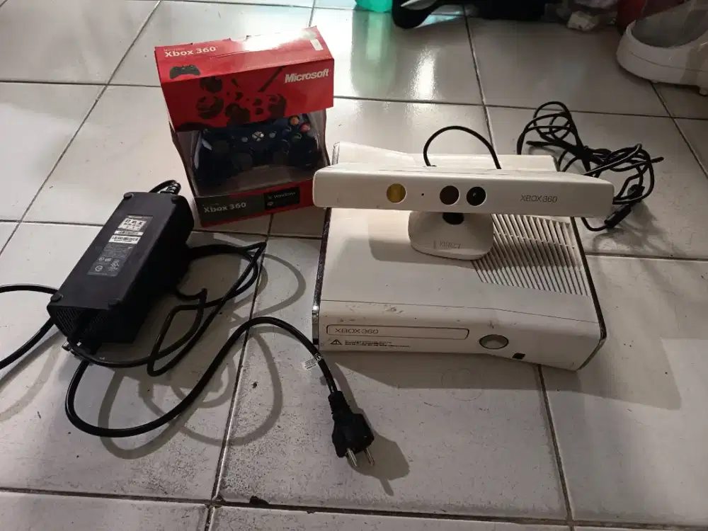Xbox 360 500GB RGH + Kinect