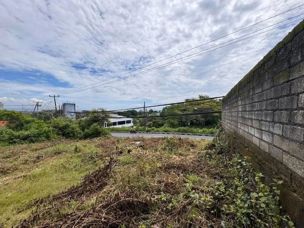 Di jual tanah di jalan uluwatu jimbaran Bali