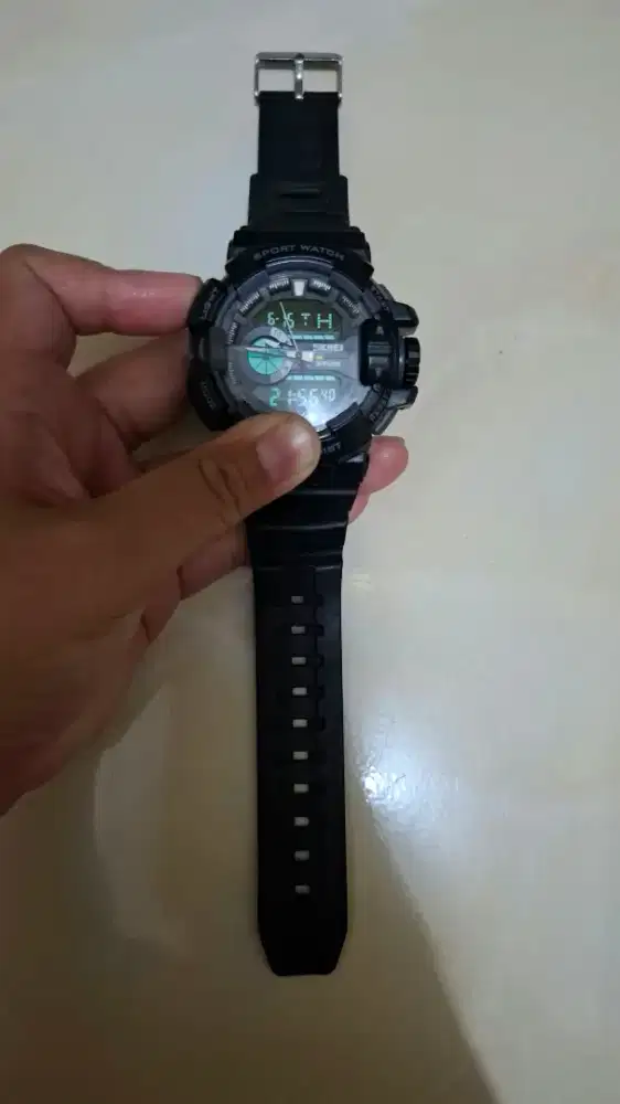 JAM TANGAN MERK SKMEI