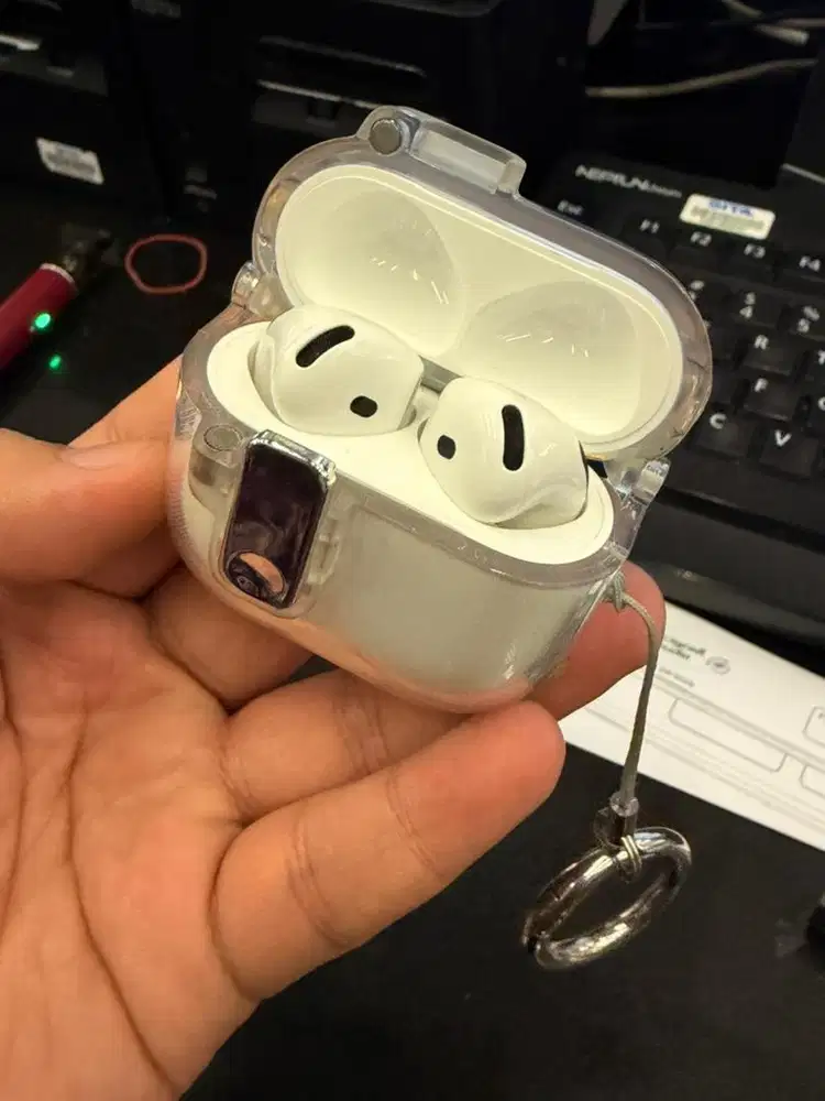 Apple Airpods gen 4th