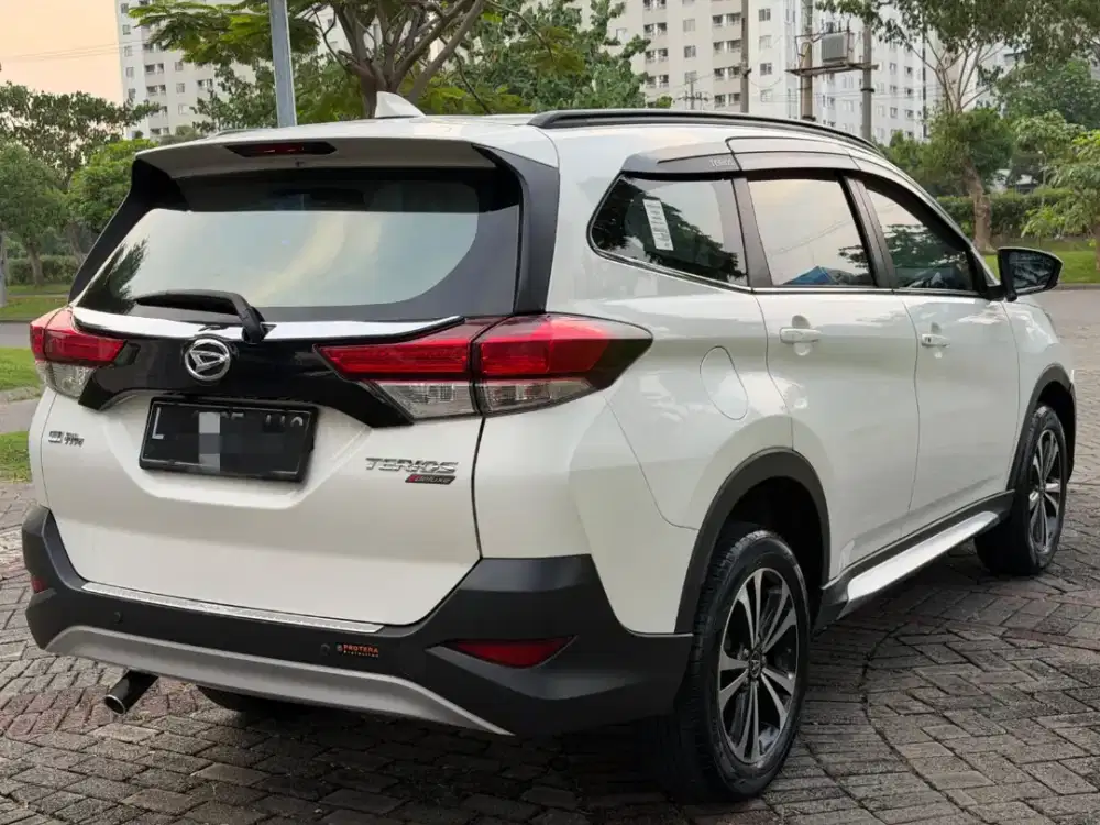 Daihatsu Terios R Deluxe 2021 Matic Putih Tanpa PR