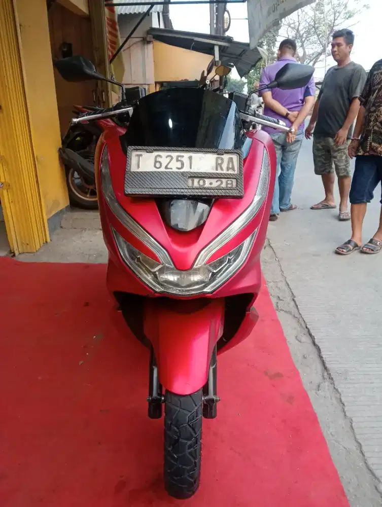 H. NEW PCX 150 CBS