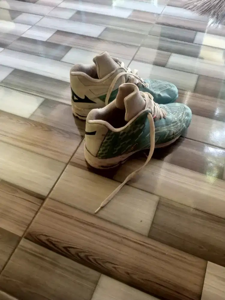 Jual sepatu 2 pasang