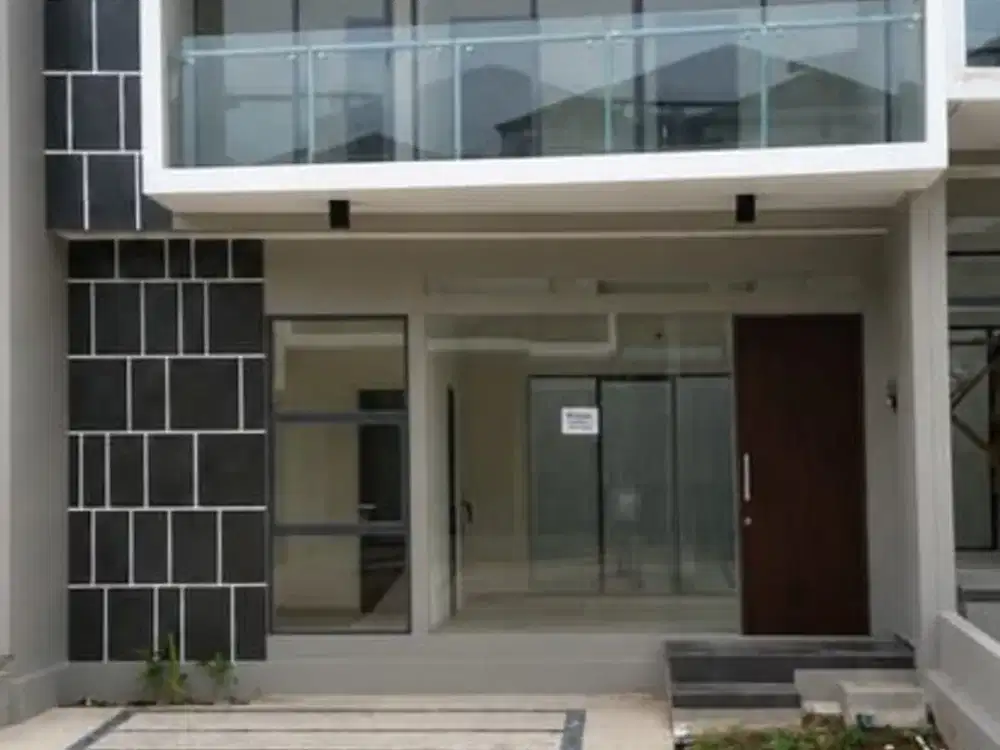 TERMURAH ! Rumah 2 Lantai Nuansa Villa Golden Park 2 Cisauk Dekat BSD City & Tol