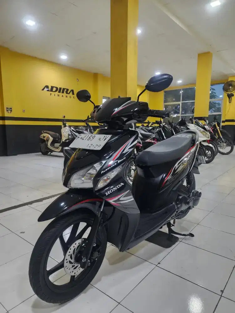 Di jual murah Honda Vario karbu 2013