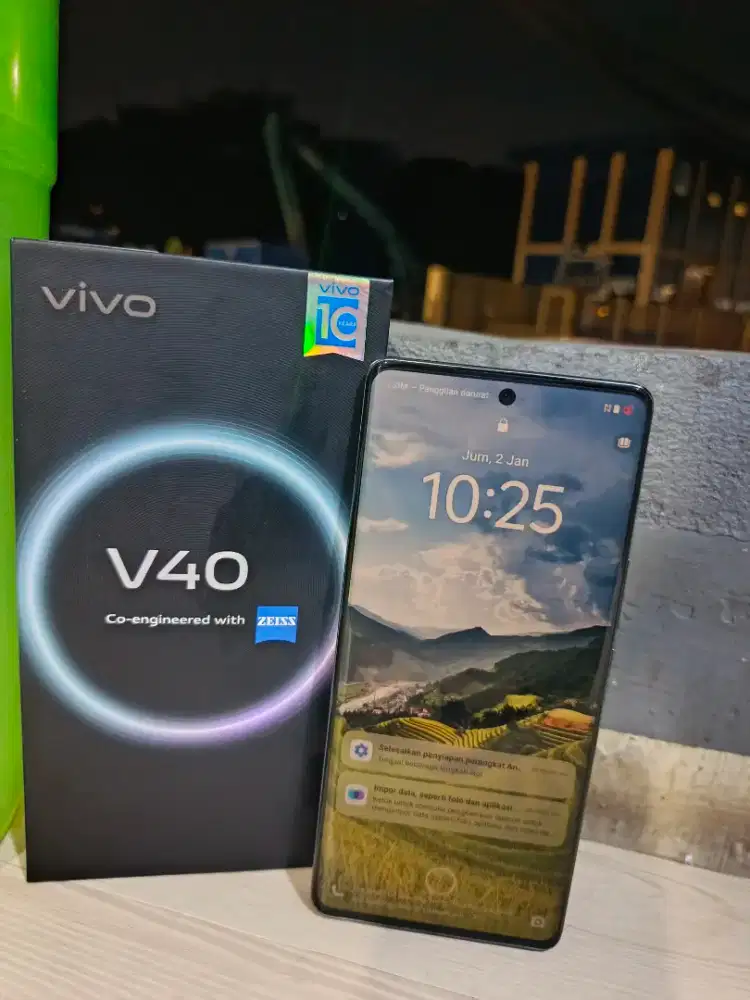 VIVO V40 5G RAM 12+12/256GB