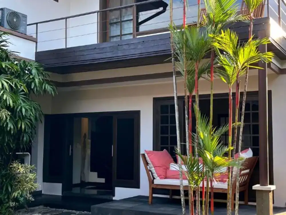 VILLA MEWAH 2 LANTAI DI PURI GADING JIMBARAN BADUNG, BALI