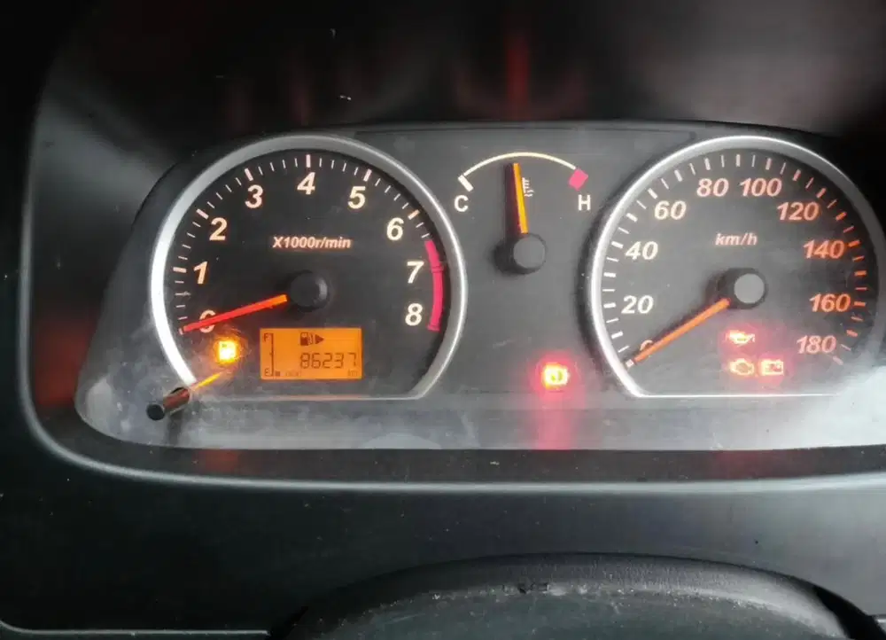 Daihatsu Luxio 2022 Bensin