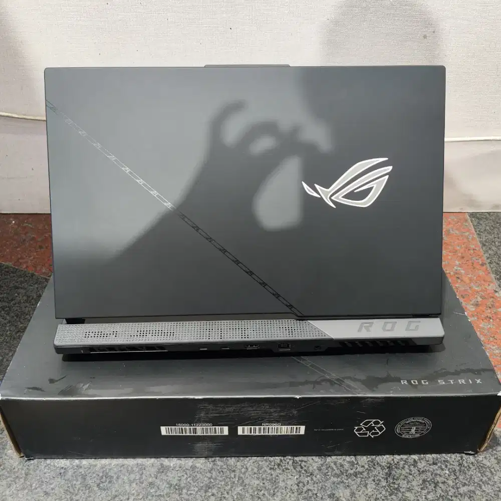 ASUS ROG STRIX SCAR 17 G733PY RTX 4090 64GB/1TB