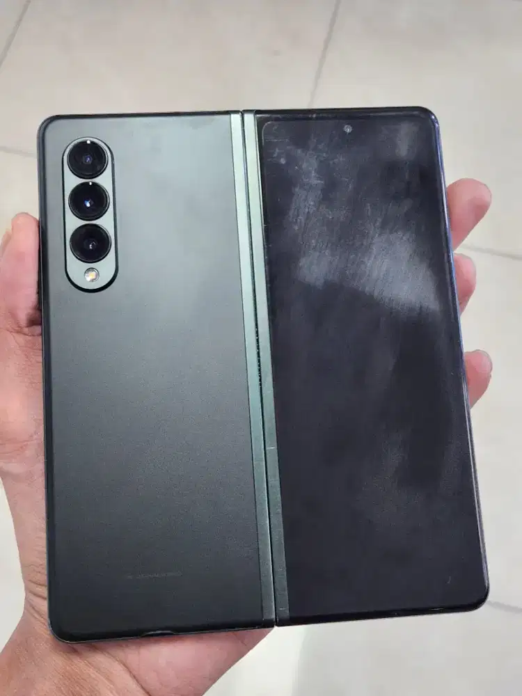Samsung Z fold 3 5G ram 12/256 resmi sein