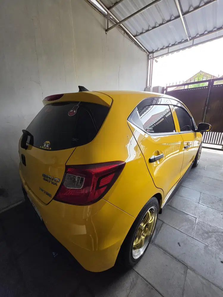 Honda Brio 2023 Bensin