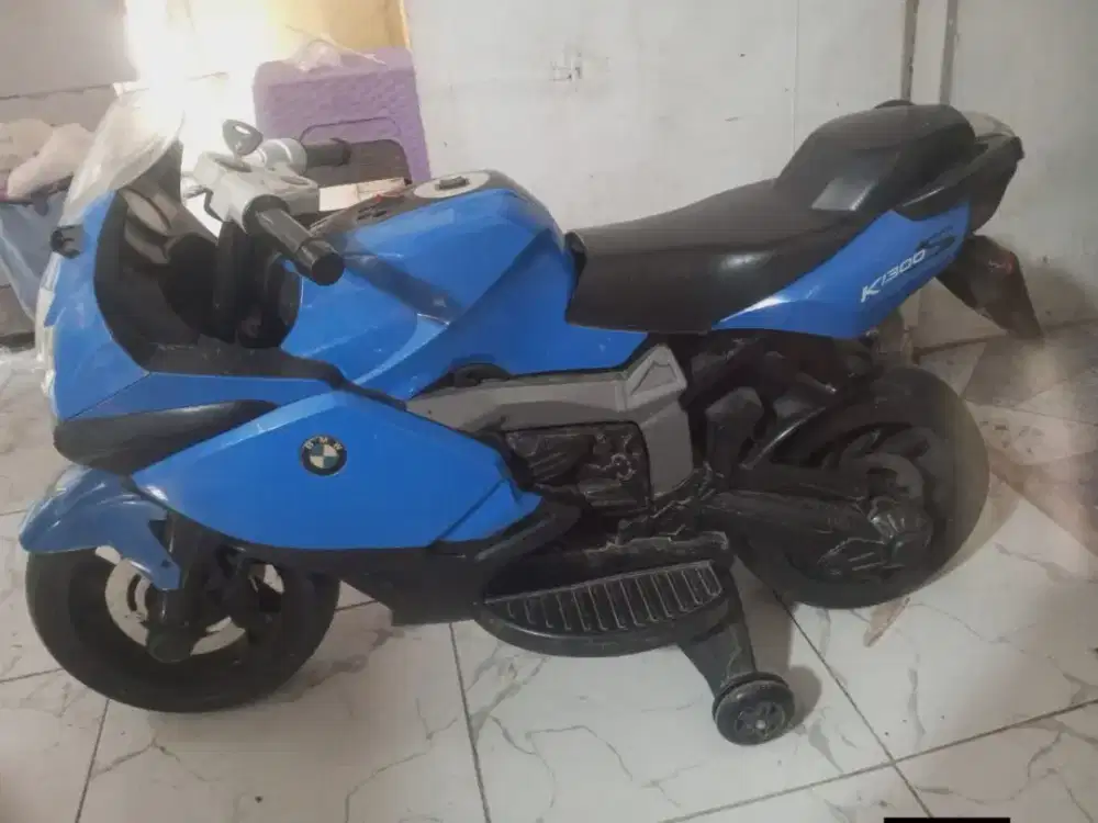 Motor aki mainan anak