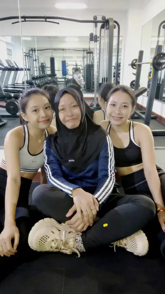 PERSONAL TRAINER
