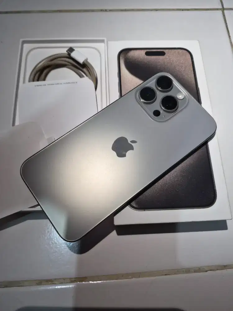 Iphone 15 pro max 256 ibox