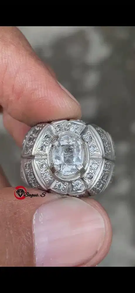 Natural Colorless Sapphire NoHeat 1.6 CT