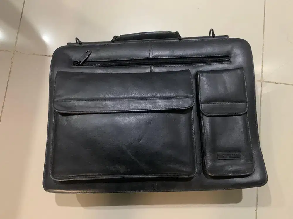 Sepaket all in one. KAEL, Bodypack, Di Bazzato, Casucci