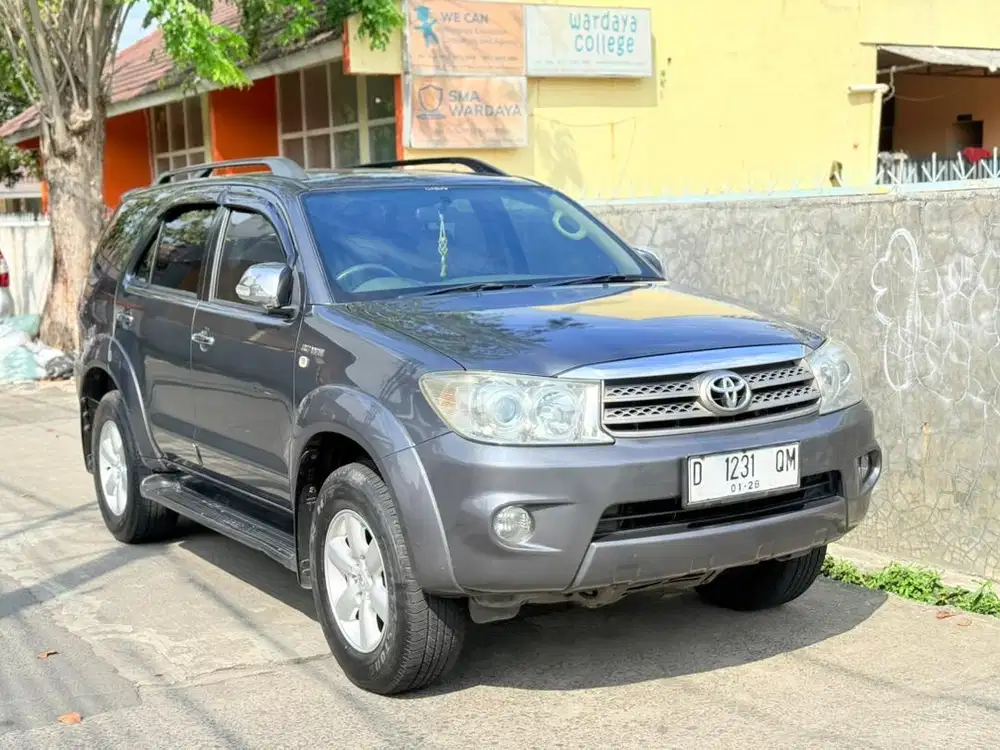 (Cash) Fortuner 2.7 G Lux AT Bensin 2010 Abu Pajak12/26 Istimewah