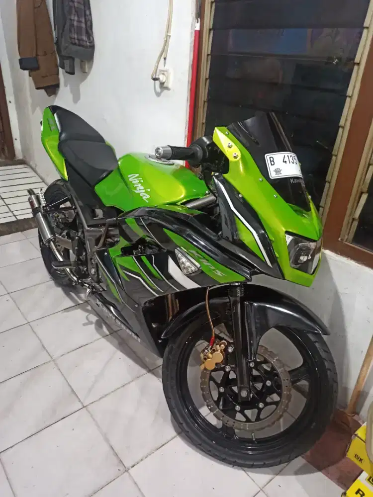 KAWASAKI NINJA 150 RR NEW TH 2015