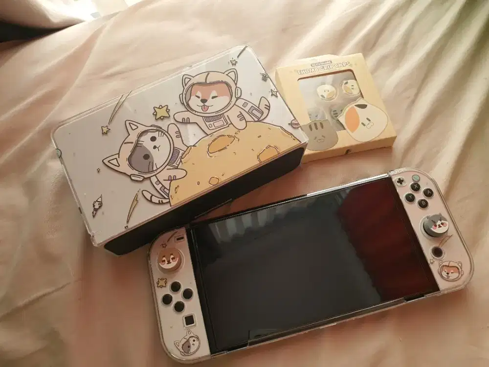 NINTENDO SWITCH OLED PUTIH