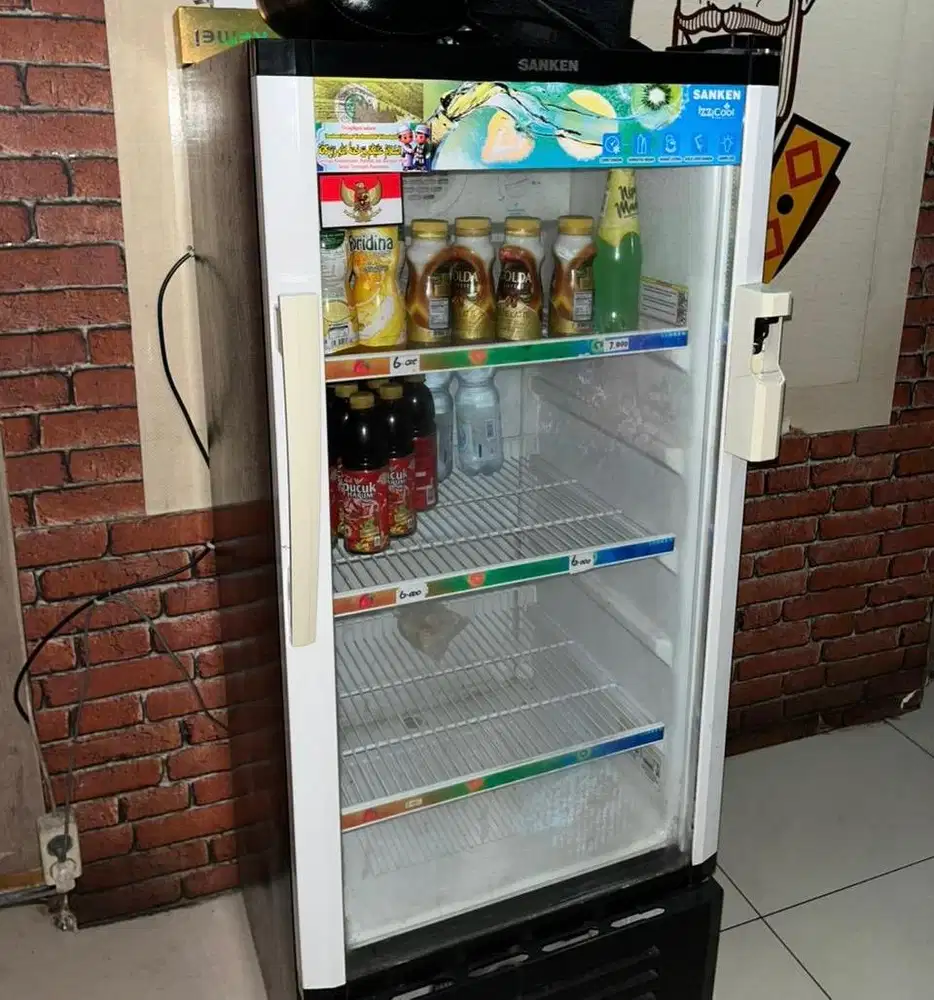 Jual Showcase SANKEN masih bagus banget
