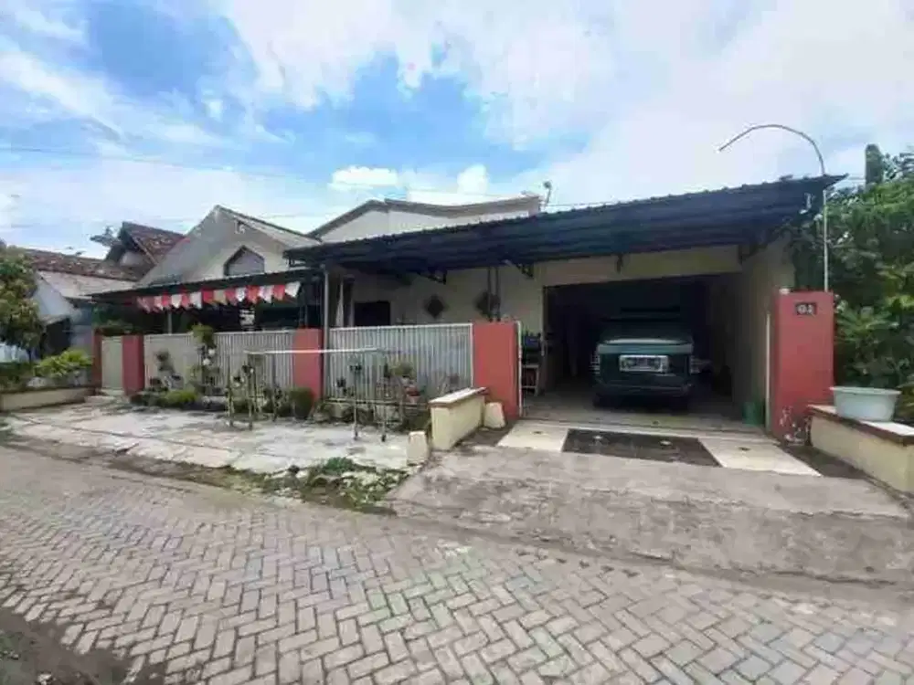 jual murah rumah 1 menit kejalan raya propinsi & k universitas darul ulum Jombang di mojongapit Jombang