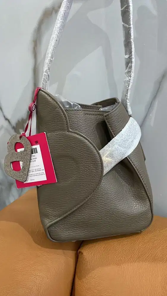 Jual New Britney Bag  Buttonscarve