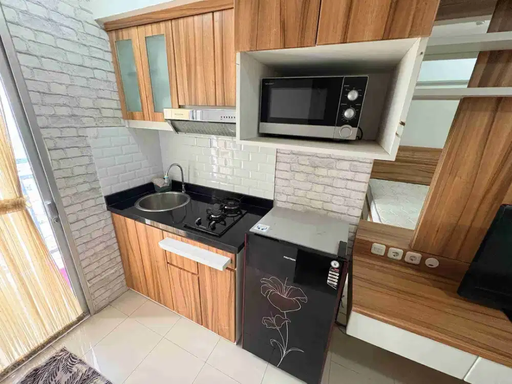 Sewa studio Furnished atas mall apartemen Bassura City tower Alamanda