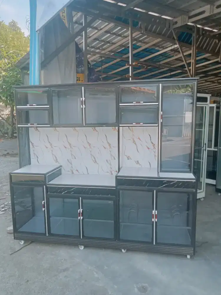 Rak kompor jumbo, berbahan dasar aluminium dan kaca