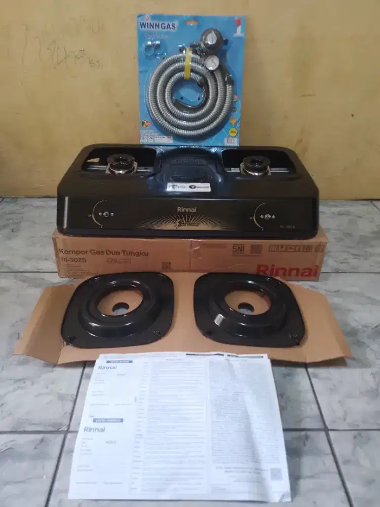KOMPOR RINNAI 2 TUNGKU DAN SELANG REGULATOR 302S