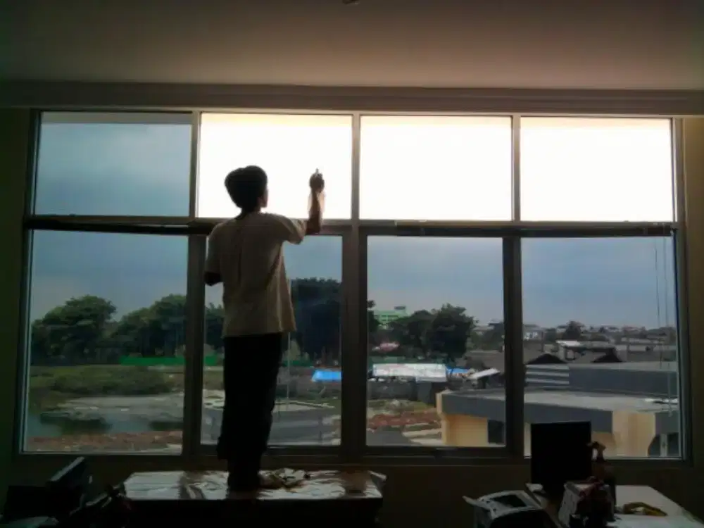KACA FILM GEDUNG