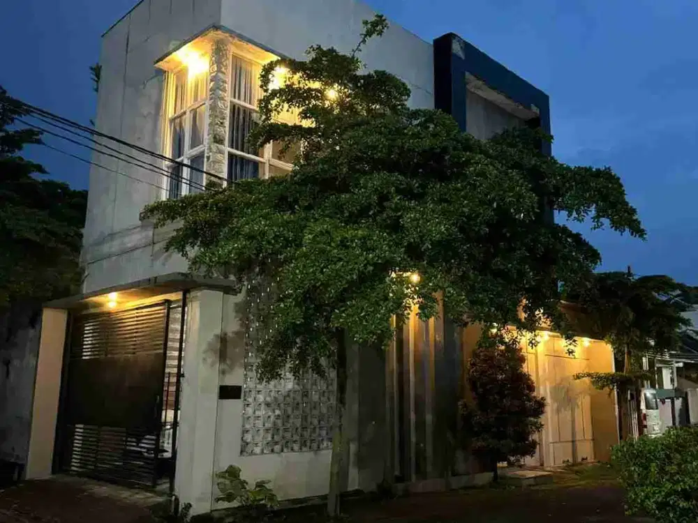 Dijual Murah Rumah Dua Lantai di Perbatasan Sulfat dan Sawojajar 2