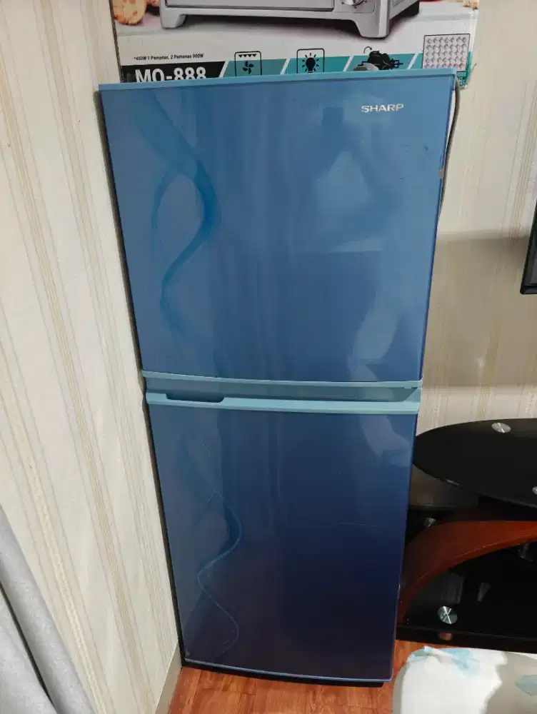 Kulkas / Lemari Es Sharp 2 pintu