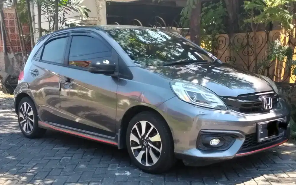 Brio RS tangan pertama