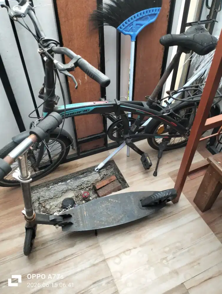 Sepeda lipat Pasific dan sekuter