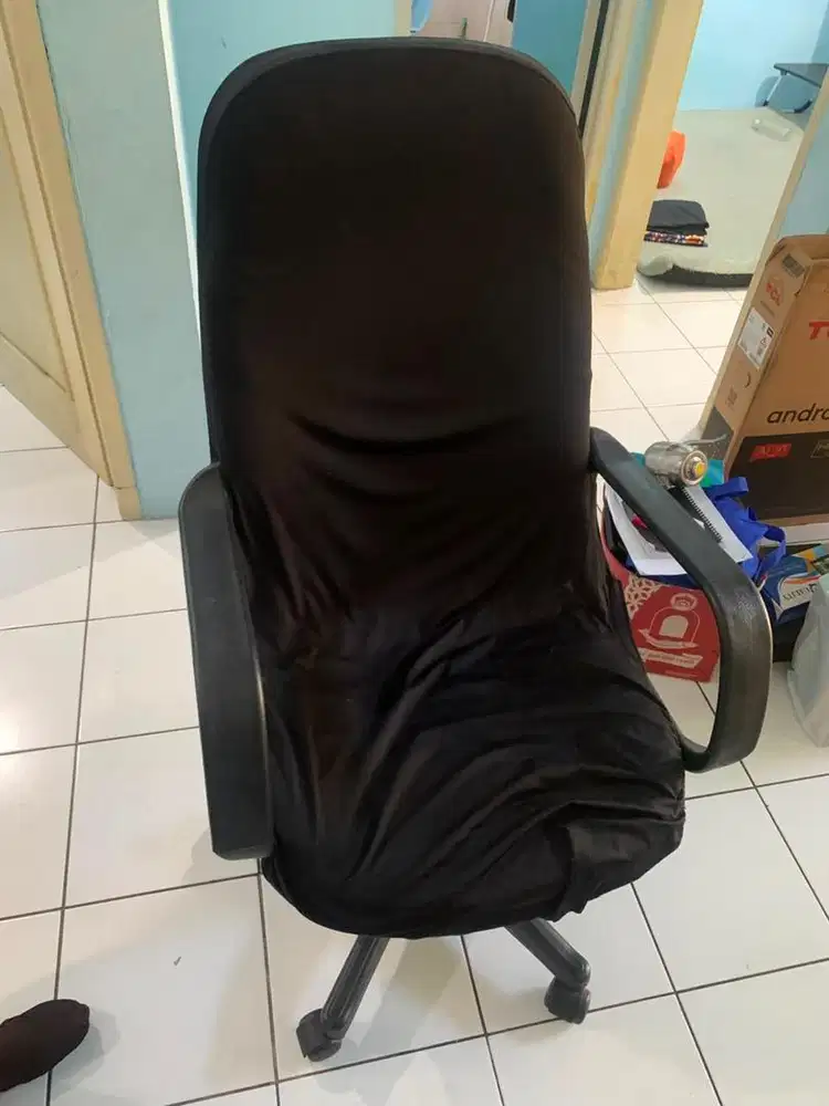Kursi Kantor Putar Bos Besar