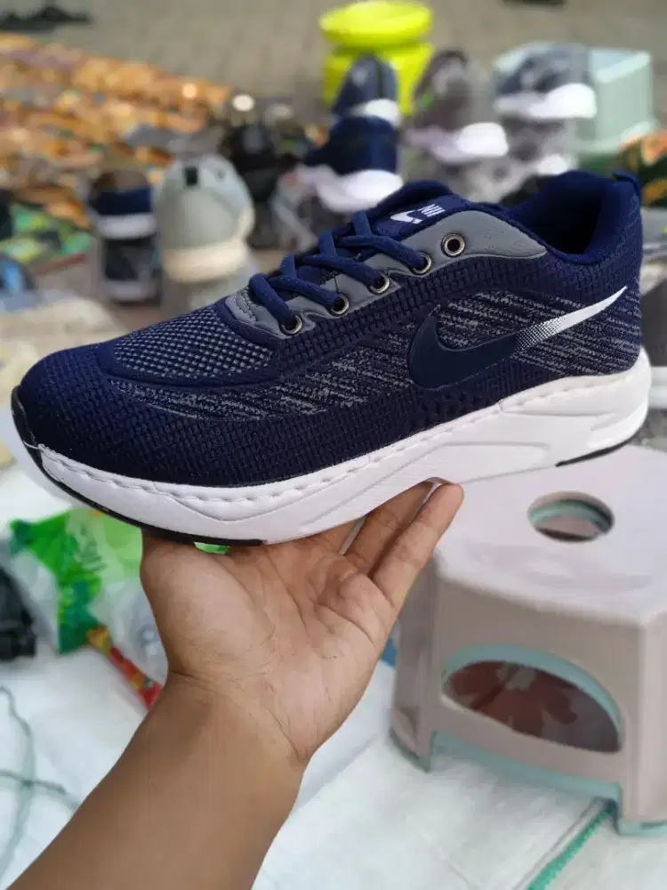 NEW SEPATU NIKE PREMIUM