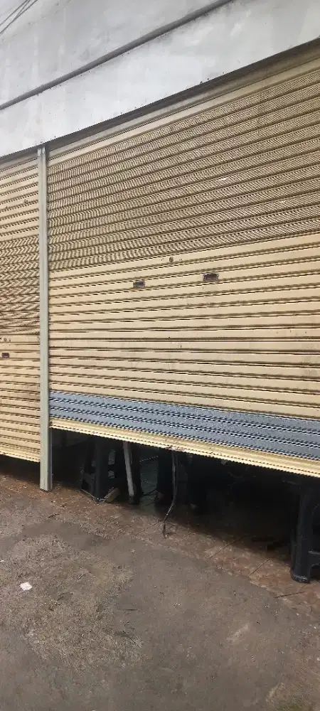 Tukang perbaikan rolling door folding gate