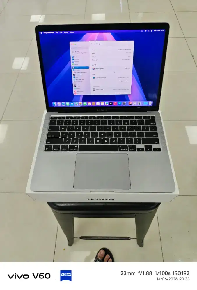 Macbook air M1 8/256 fullset mulus