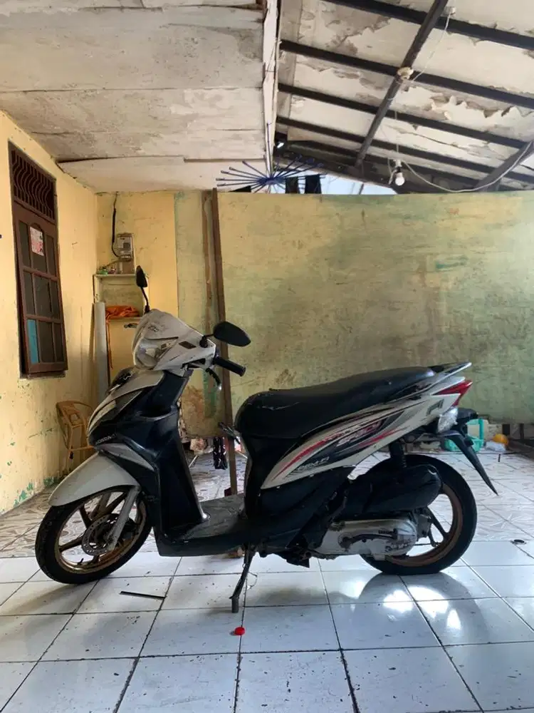 Honda Spacy Fi 2012 Injeksi Putih